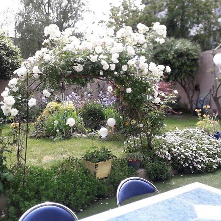 Le Jardin Fleuri Bed & Breakfast Saint-Nazaire  Dış mekan fotoğraf