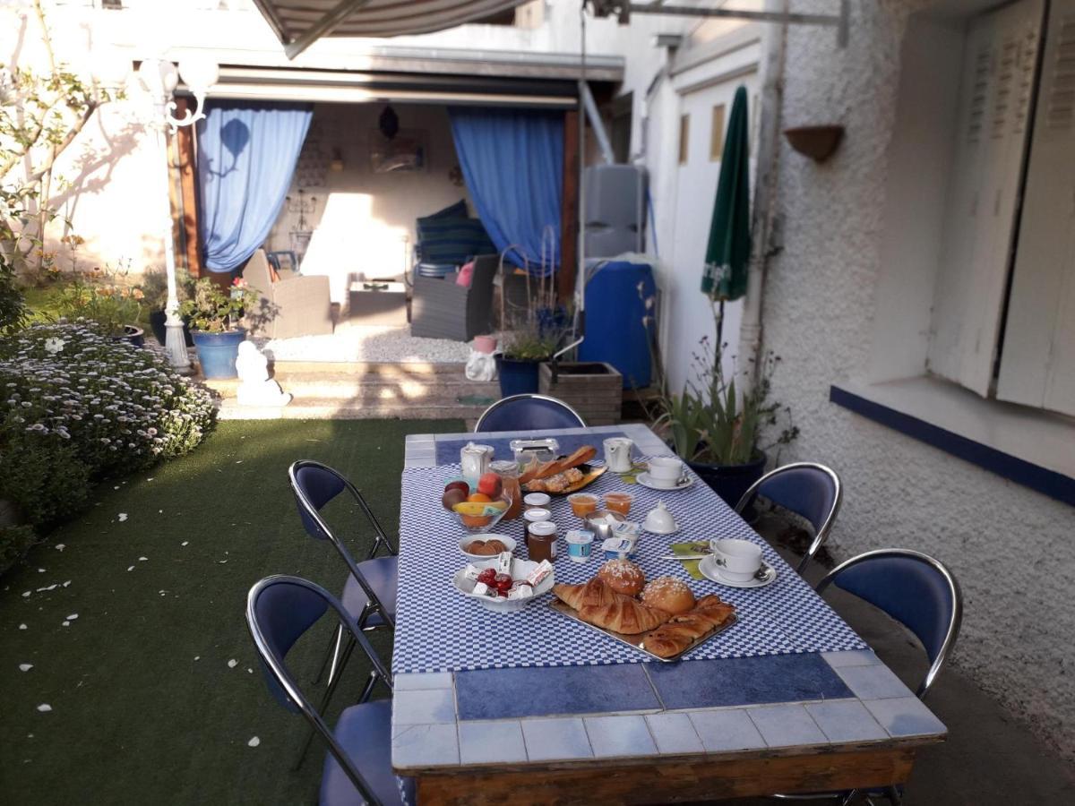 Le Jardin Fleuri Bed & Breakfast Saint-Nazaire  Dış mekan fotoğraf