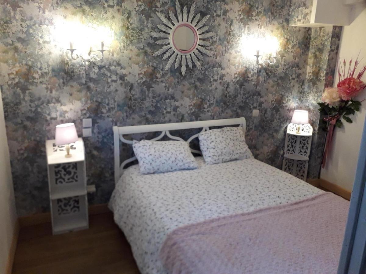 Le Jardin Fleuri Bed & Breakfast Saint-Nazaire  Dış mekan fotoğraf